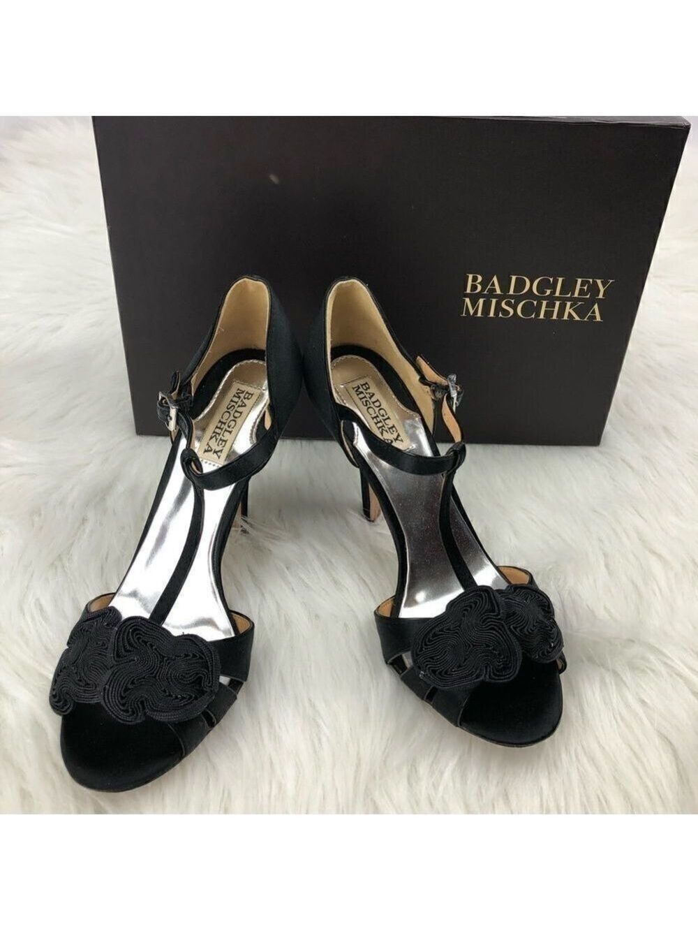 Badgley Mischka Kamille Floreat Peep Toe Heels